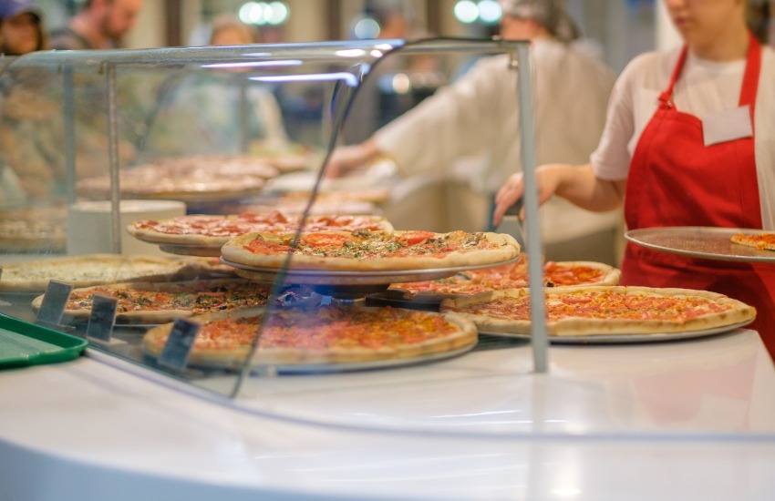 Food to avoid at the airport
