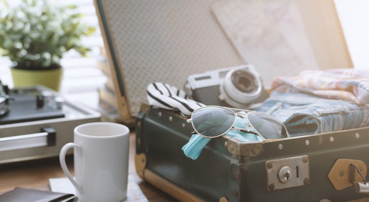 How to recycle an old suitcase